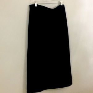 MIDI black full lined skirt